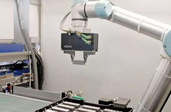 人機協(xié)作時代新要求：電動夾具